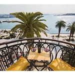 Riva Royal View Luxury Apartment