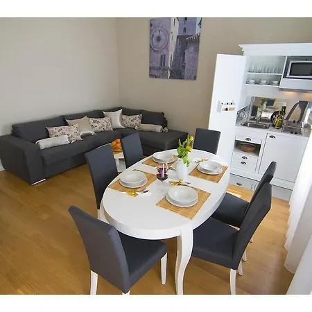 Riva Royal View Luxury *