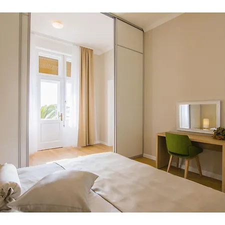 Riva Royal View Luxury Split